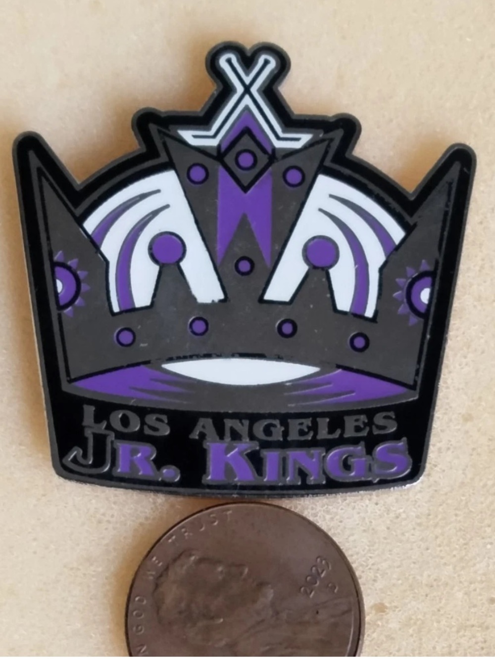 Los Angeles JR. Kings Hockey Pin Lapel Accessory Hockey NHL Collectible Souvenir